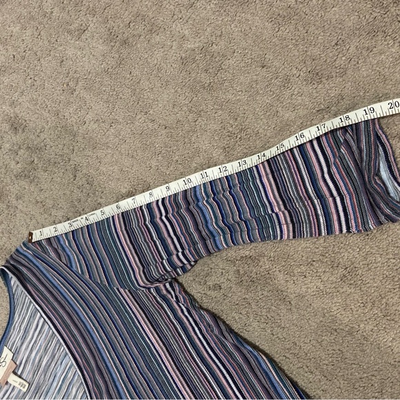 Jessica Simpson Nursing Shirt Size Large - Picture 5 of 11